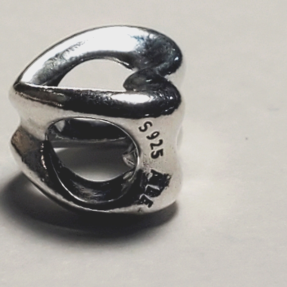 Authentic NEW Retired Pandora Radiant Open Heart Chart S925ALE - Picture 5 of 7
